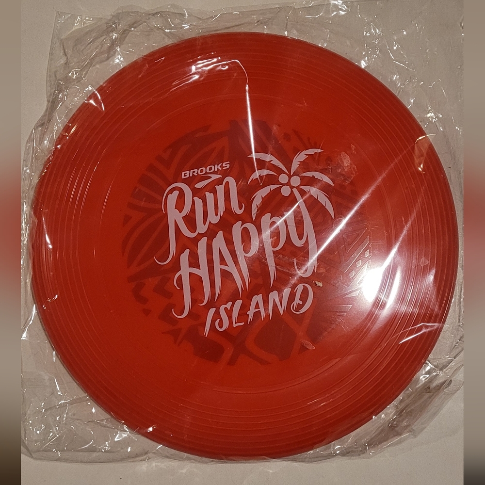 Brooks Run Happy Island Frisbee New